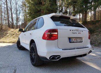 PORSCHE CAYENNE 957. 4,8. V8 4X4 - 4
