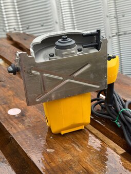 Dewalt rezačka dlažby - 4