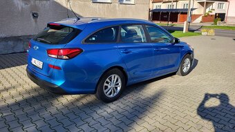 Hyundai i30 kombi 1.6 CRDi Trikolor - 4