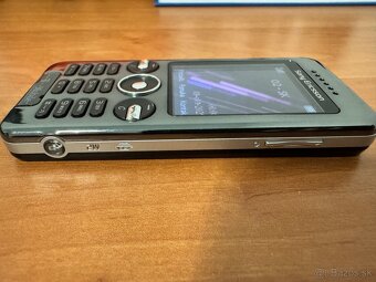 Sony Ericsson S302 - 4