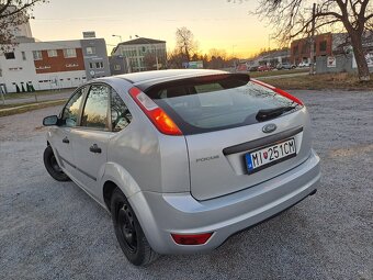 Ford Focus II 1.4. 59kw - 4