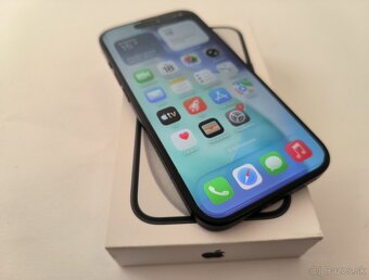 apple iphone 15 256gb Midnight / Batéria 85% - 4