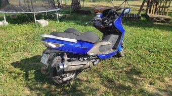 Kymco Xciting 500, 27,5kW maxi scooter - 4