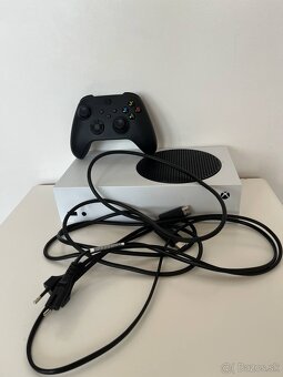 XBox Series S - 4