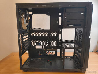 Mid Tower PC skriňa - Zalman Z1 Black - 4
