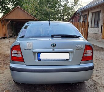 škoda octavia tour 1.6 Benzin (2009) - 4