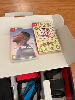 Nintendo Switch - 4