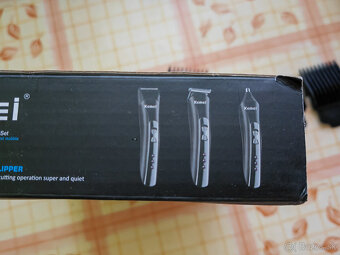 Zastřihávač vlasů a vousů - 4