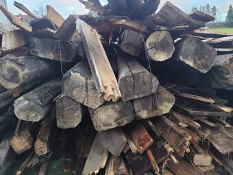 Stare dosky a hranoly - 4