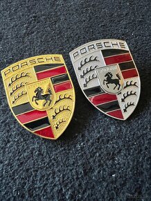 Porsche znak,logo,emblém na kapotu více variant - 4