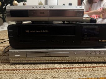 Panasonic VHS, JVC VHS, DVD, satelit - 4