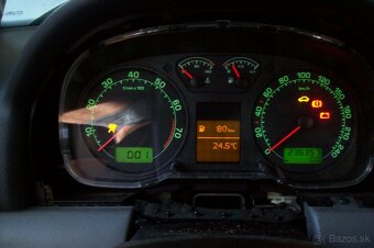 Pristrojova doska - budíky octavia 1,8T - 4