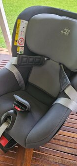 Britax Römer Dualfix M Size - 4