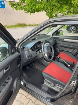 Suzuki SWIFT - 4