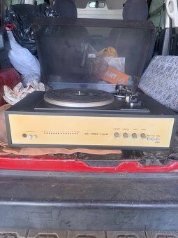 Gramofon HC43 aj zosilovac - 4