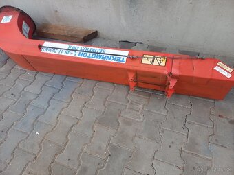 Štiepkovač za traktor - 4