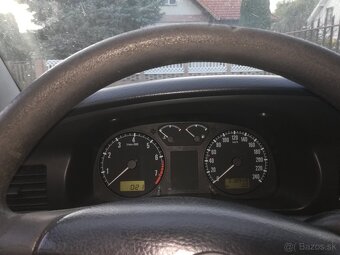 Octavia 1,6 74kw typ motora AKL - 4