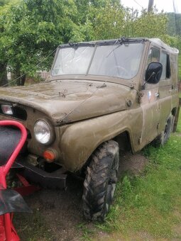 Uaz 469, 452 Diely. - 4