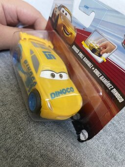 Disney Pixar Cars – Dinoco Cruz Ramirez (Mattel, nové baleni - 4