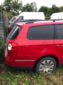 Rozpredam Volkswagen passat b6 combi cerveny - 4