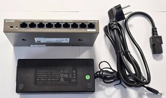 Tenda TEG1109P-8-102W PoE AT switch 8x PoE 802.3af/at + 1x U - 4
