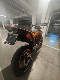 KTM 690 SMC - 4