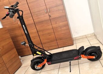 Dvojmotorová elektrokolobežka Joyor T10 2000W
- 4