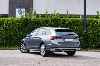 Škoda Octavia 2.0 TDI Scout 4x4 /Nezávislé/Masáž/LED Matrix - 4