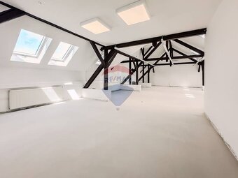 Open space-ateliér-showroom | Horná- Banská Bystrica - 4