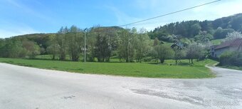 Pozemok-Hrádok – Dolina s celkovou výmerou 9.365m2 a RD - 4