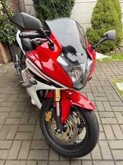 HONDA CBR 600F - 4