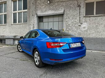 Škoda Superb 2.0 TDI SCR Style DSG - 4
