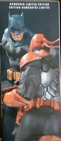 Predám sochu Batman vs deathstroke - 4