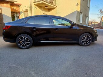 Renault Megane Grandcoupe 1.33 tce ( benzín ) - 4