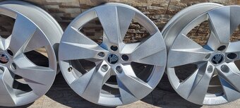 Predám originál Škoda Paget Aero R17 elektrony,5x112 /7Jx17 - 4