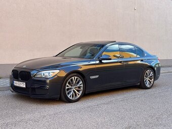 Predám BMW radu 7 F01 M-packet 740d - 4