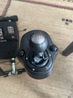 Volant logitech g920 - 4