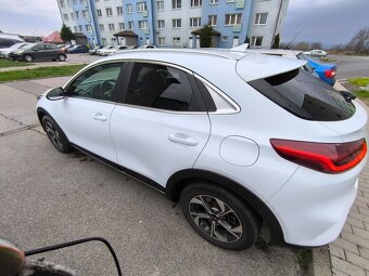 Kia xceed - 4