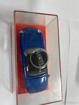Predám vzácny model ALFA Duetto 2000 - 4