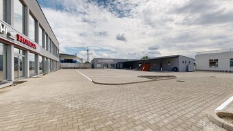 Na prenájom multifunkčné priestory – Trnava, prízemie + posc - 4