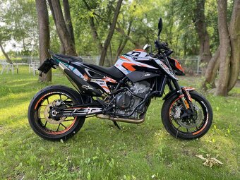 KTM Duke 890 - 4