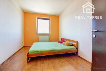 Na predaj: 3 izbový byt 65 m² , Rohovce, okres. Dun. Streda - 4