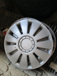 Predám 4 kusy plechové disky WV , Audi , Škoda ,Seat - 4