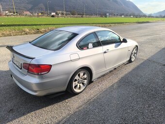 BMW E92 320i - 4