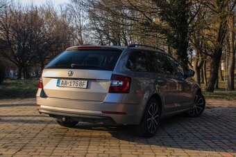 Škoda Octavia Combi 2.0 TDI Team DSG - 4