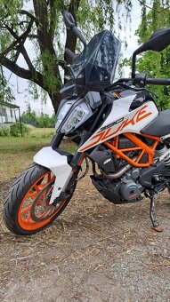 KTM DUKE 390 - 4