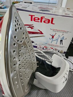 Tefal Freemove 2600W  FV9970 - 4