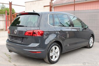 VW Sportsvan 2.0 TDi Highline - 4