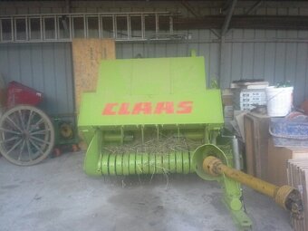 Balíkovač claas - 4