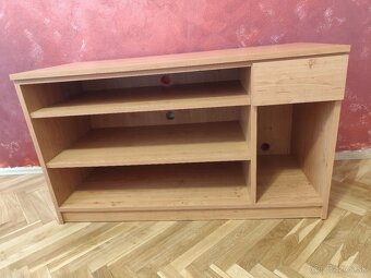 Stolík pod TV - 4